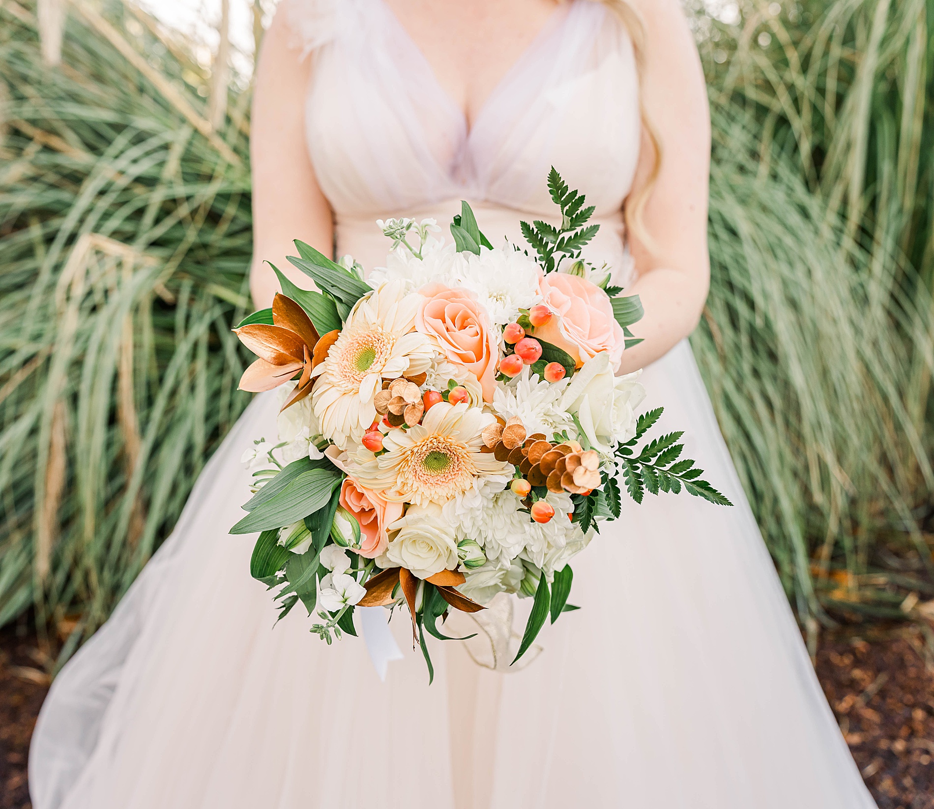 soft hued bridal bouquet 