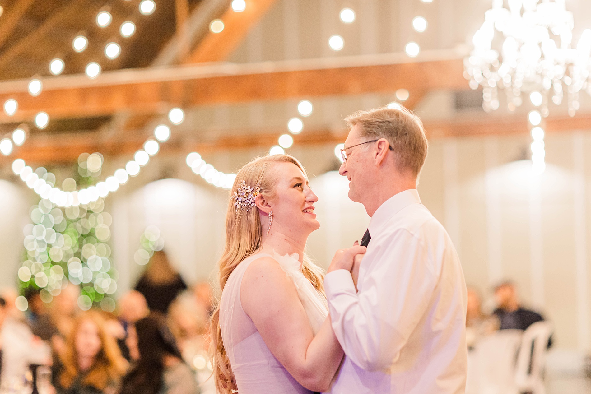 traditional father daughter dance photos